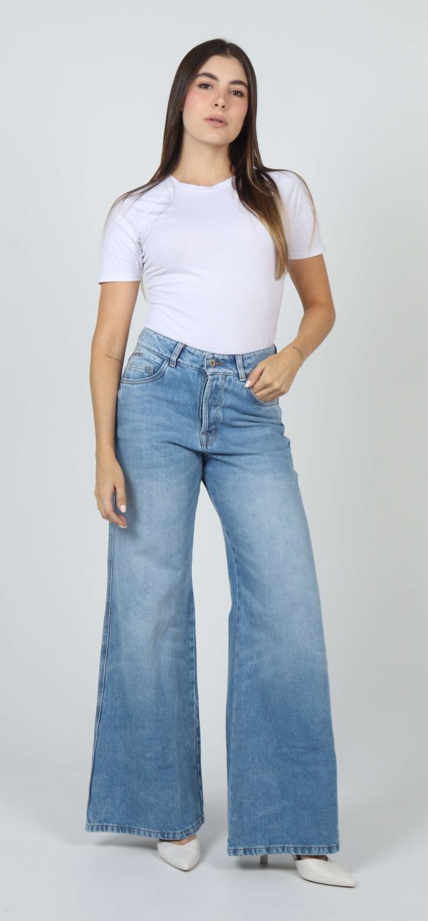 Jean Femenino Wide Leg Fit Esencial de Moda Azul Medio