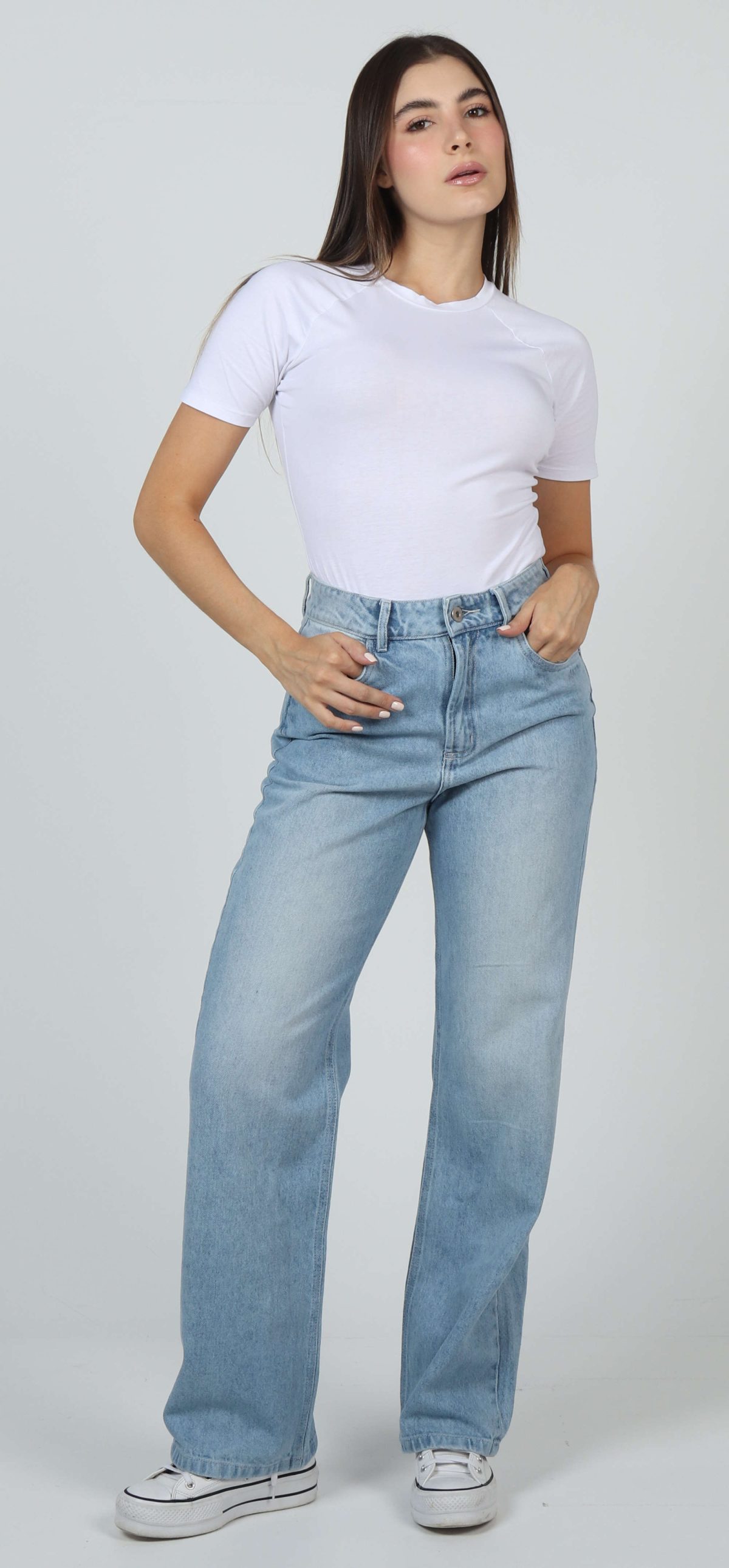 Jean Femenino Straight Fit Esencial de Moda Azul Medio