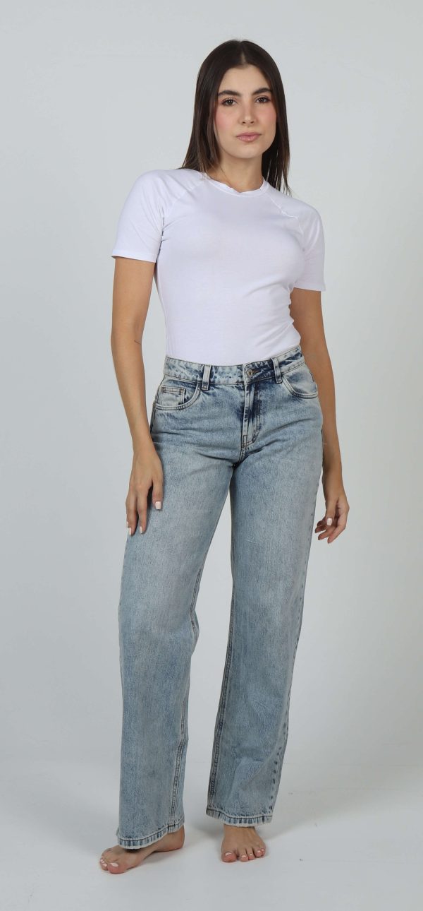 Jean Femenino Straight Fit Esencial de Moda Azul Medio