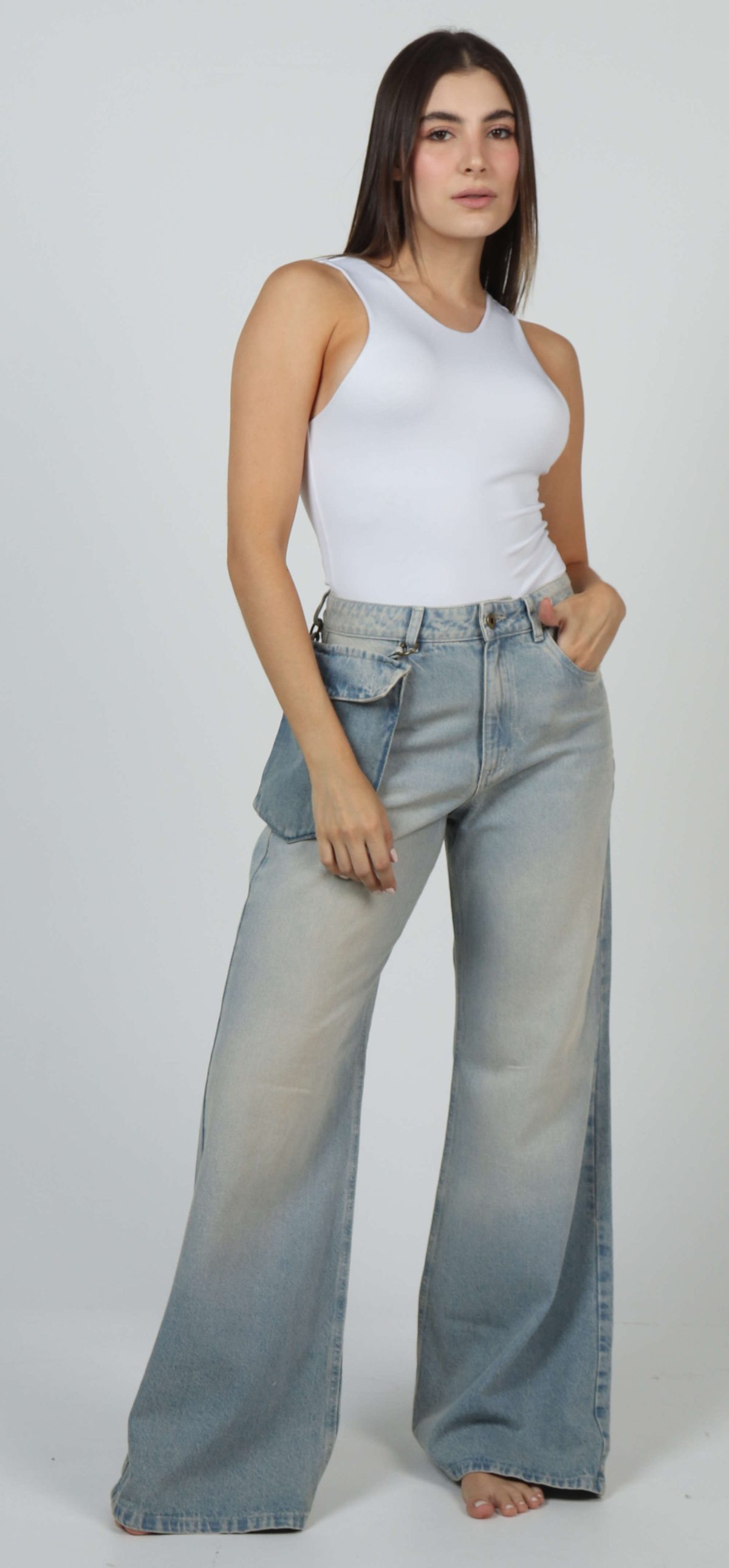 Jean Femenino Wide Leg con Bolso y Efecto Vainilla Azul
