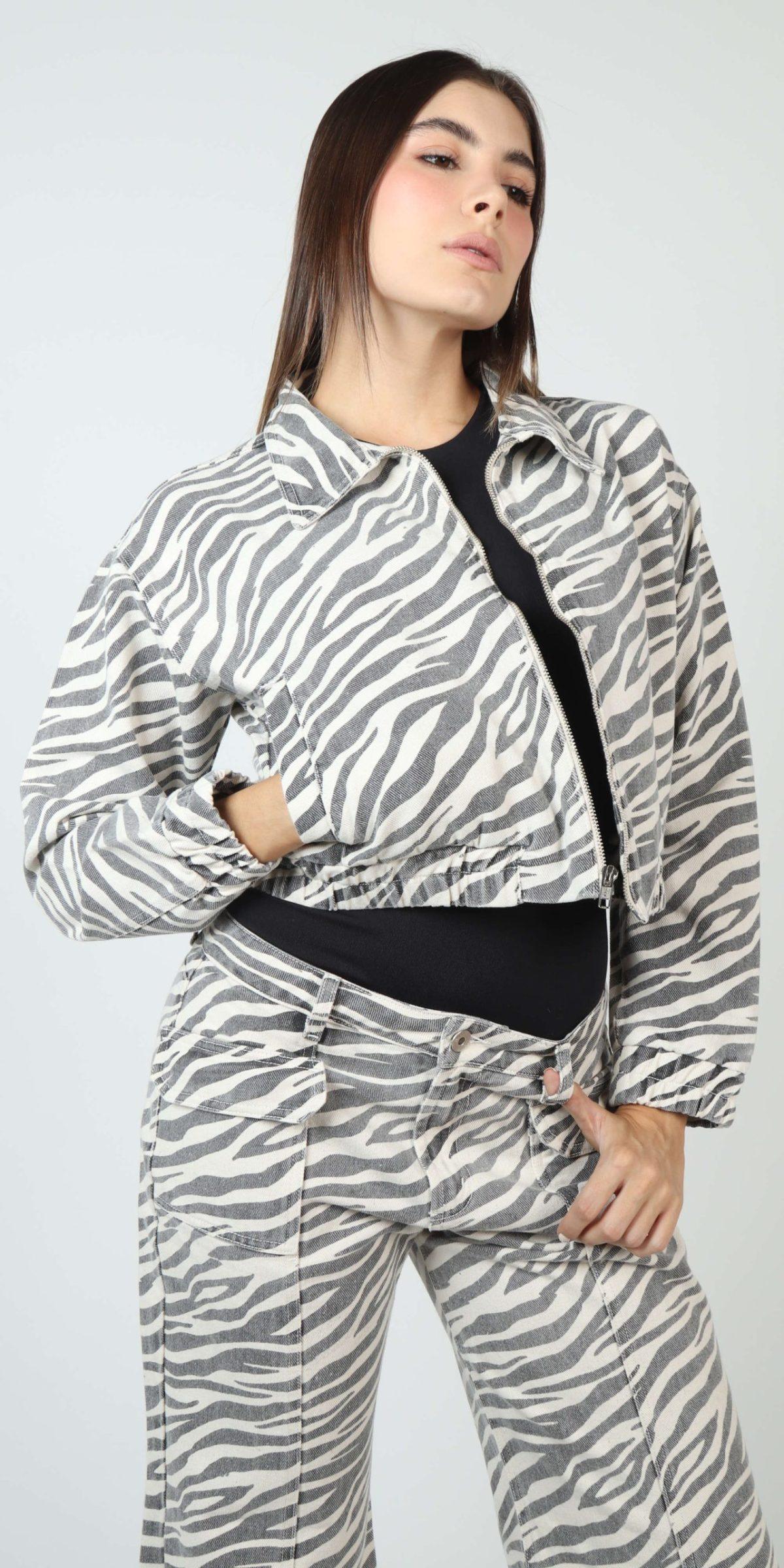 Chaqueta Femenino Bomber Crop Zebra - Imagen 4