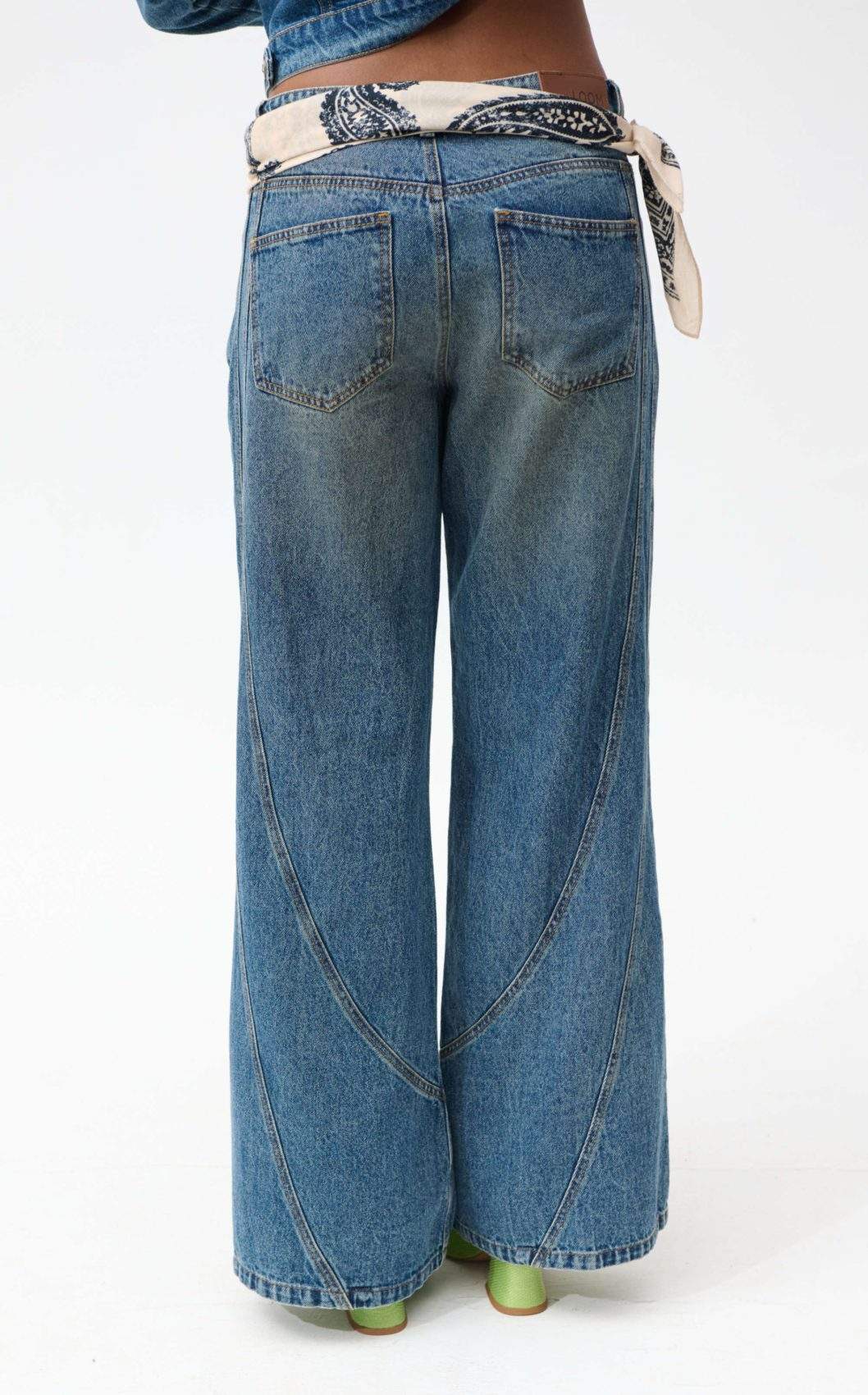 Jean Wide Leg Azul Cortes Hiperboles Azul Medio - Image 2